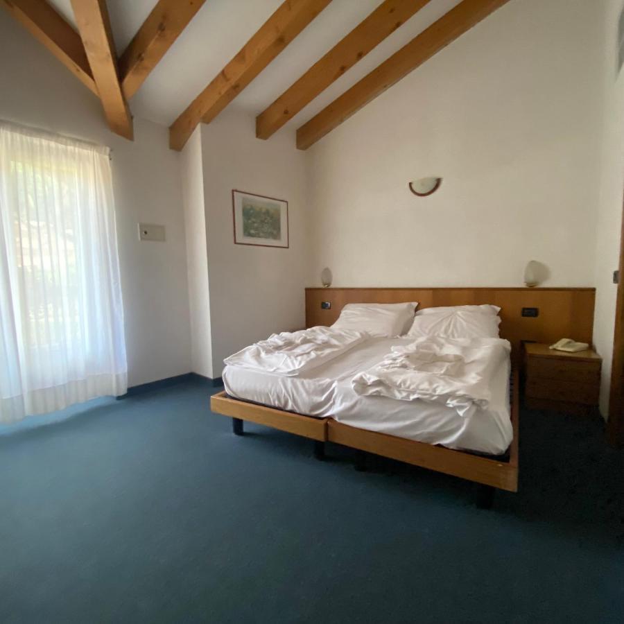 Hotel Olisamir Cavedago Eksteriør billede